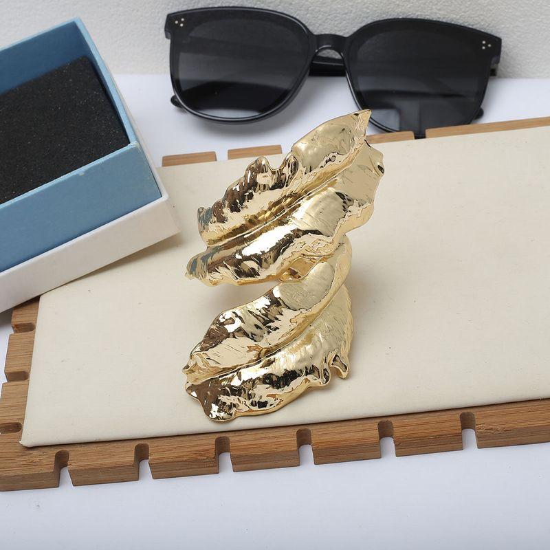 

Style European and American Heavy Industry Exaggerated Metal Japanese Banana Leaf Texture Leaves Patchwork Bracelet Fashionable Wide Elastic Bracelet Gold (High Quality)