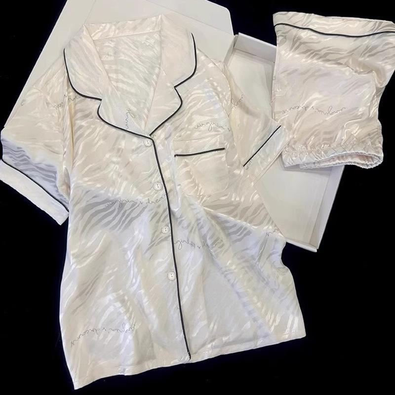 Damen Sommer Eis Seide Dünner Abschnitt Pyjama Hausanzug Set Premium Gefühl Kurzärmliger Süßer Ins Stil Pyjama Hausanzug Set
