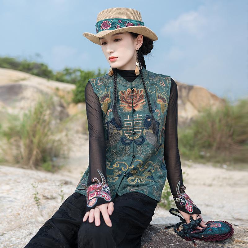 

Женский этнический жилет-кардиган из вышитого шелка со стойкой M