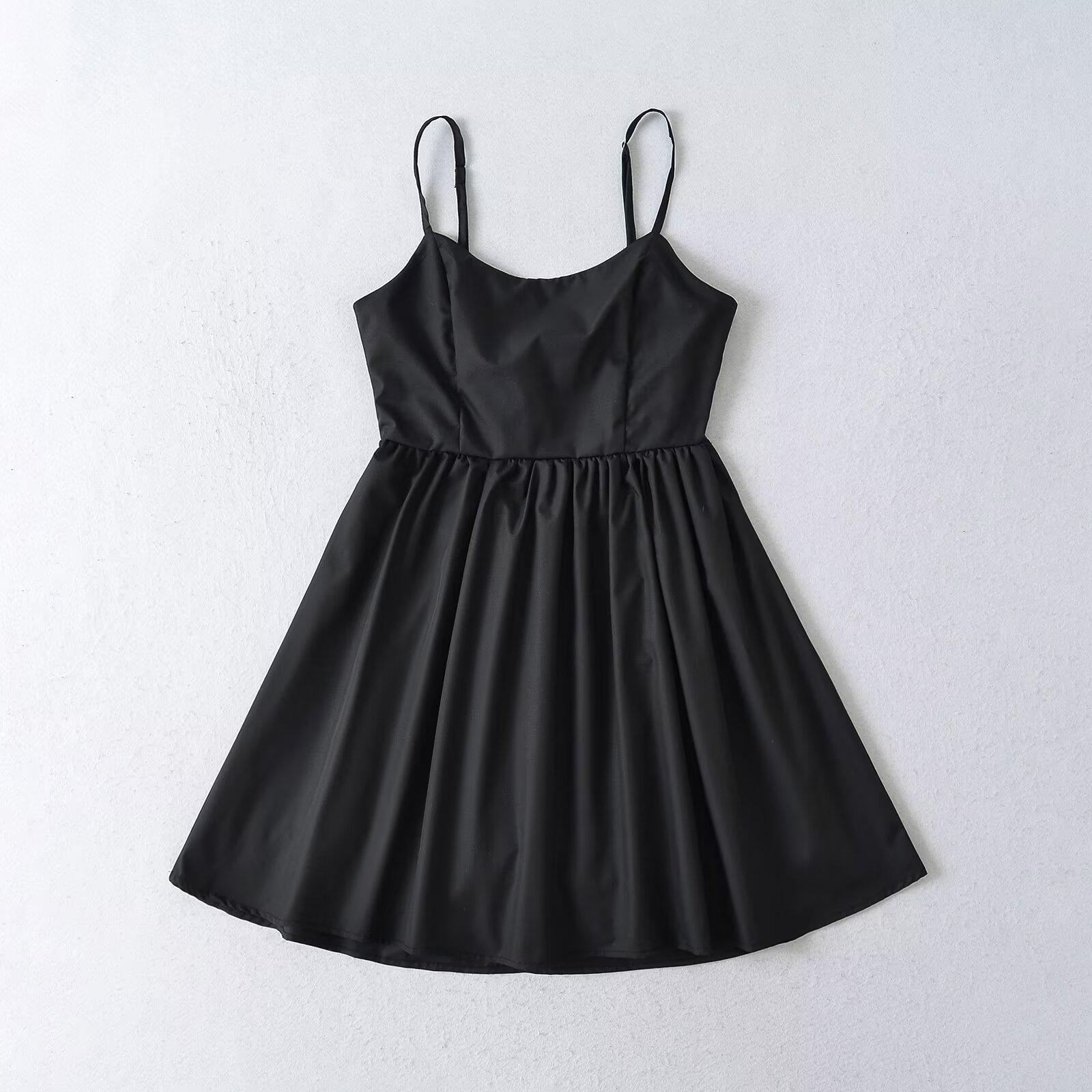 

Зимнее женское платье-слинг с бантом на спине в европейском и американском стиле, 2024 Large чёрный