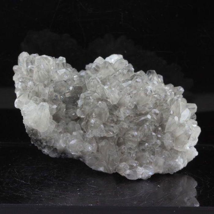 Pierres et Minéraux. Calcite. 265.85 ct. Anduze, Gard, Occitanie, France.