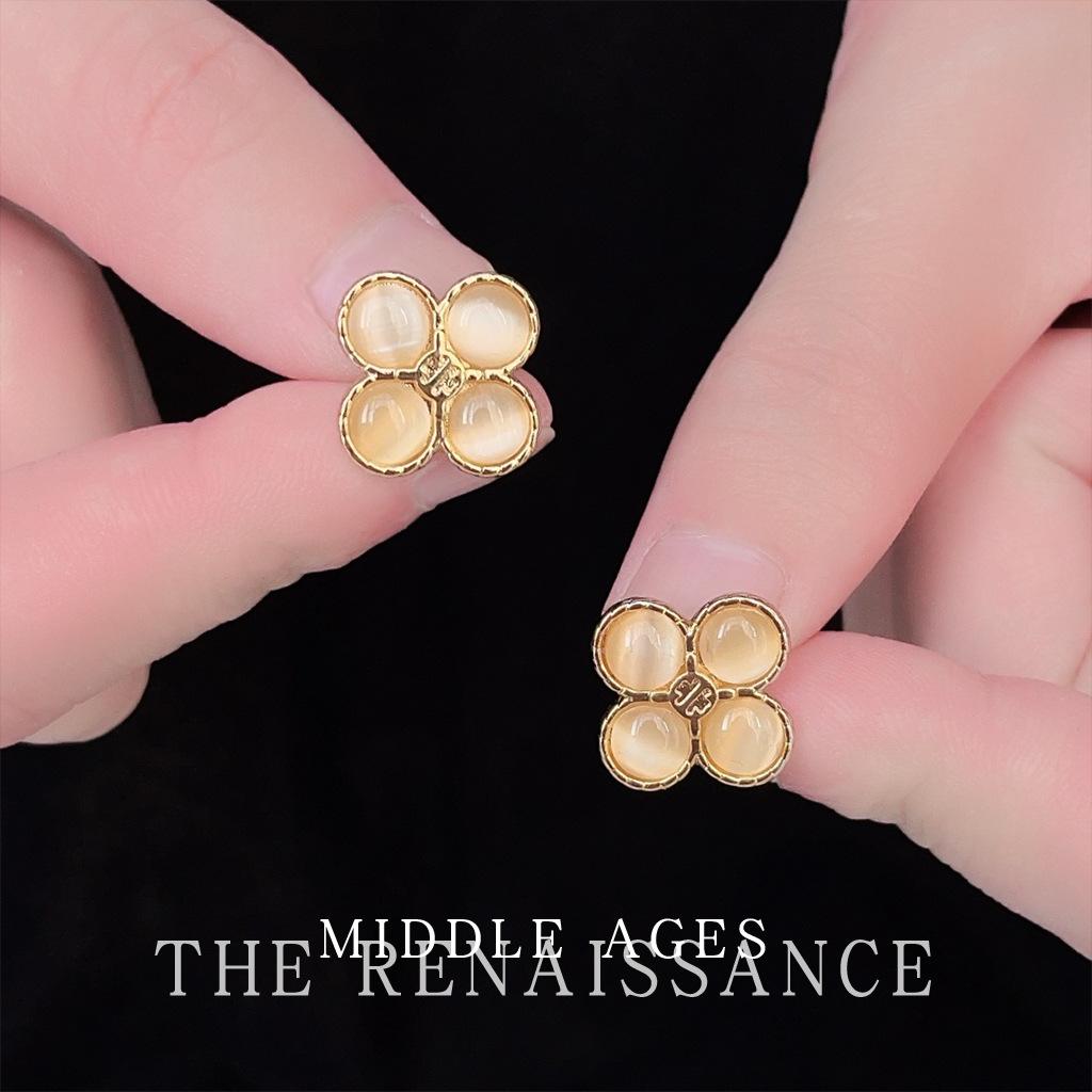 Средневековые серьги-клевер с кошачьим глазом в стиле легкой роскоши Французские ретро серьги универсальные серьги для создания образа нежные серьги