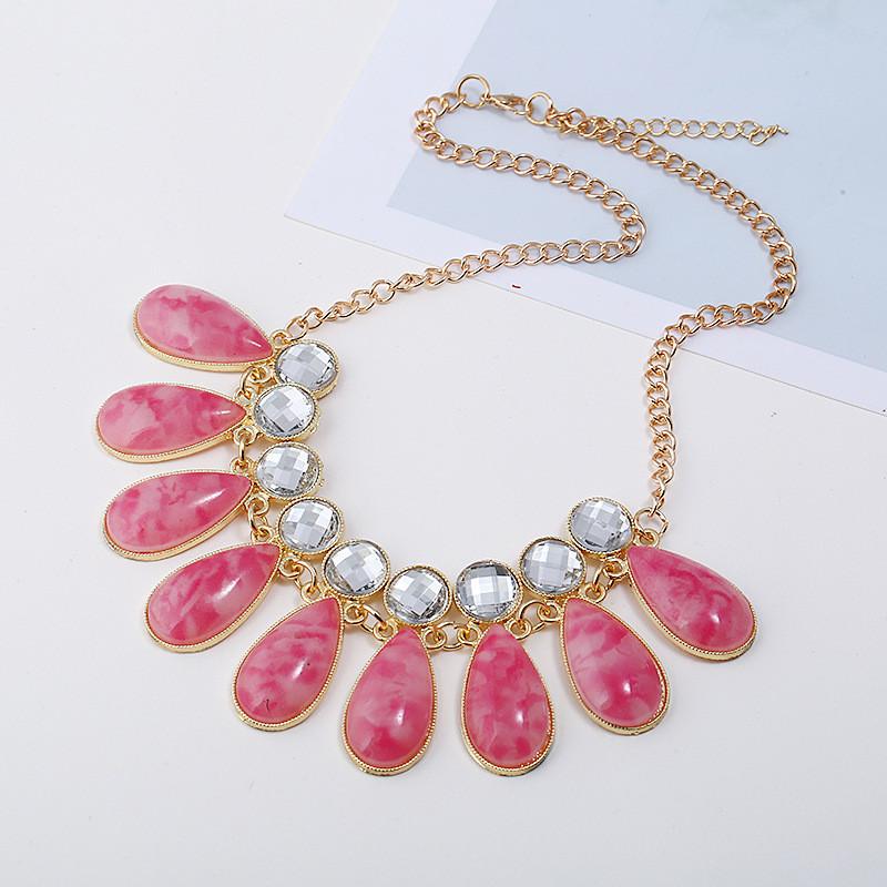 Unisex Pendant Necklace With Color Resin Stones And Vintage Design For Holiday Rose Red