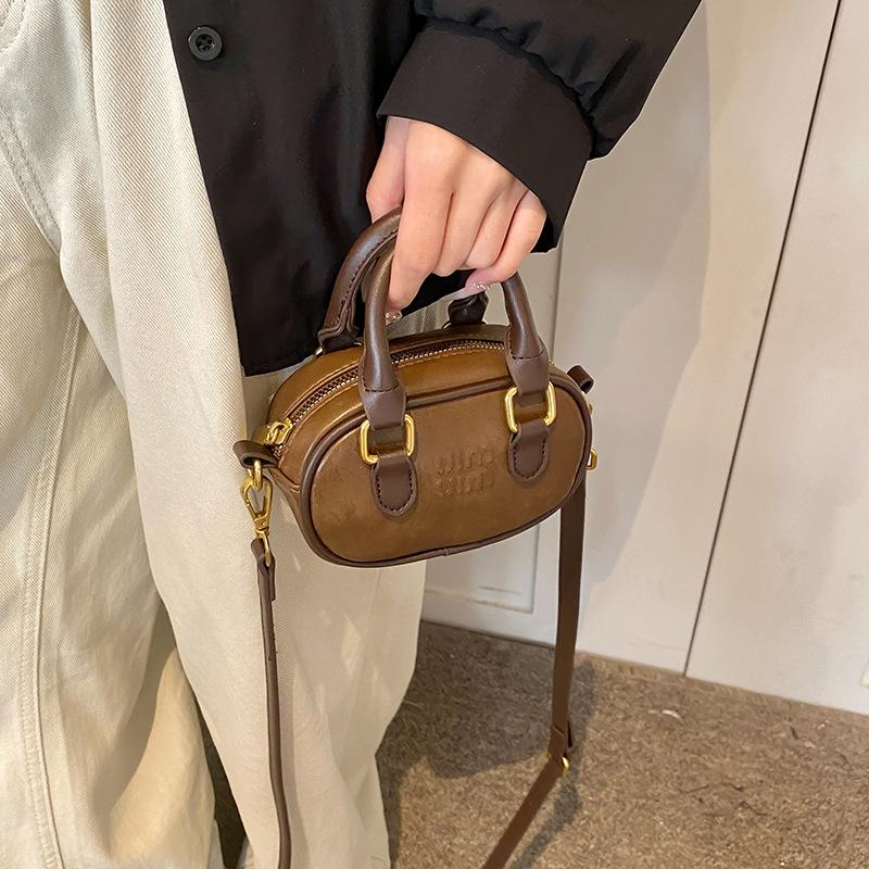 European and American Retro Women's Handbags, Foreign Style Solid Color Mini Pillow Bags, New Fashionable Versatile Messenger Bags