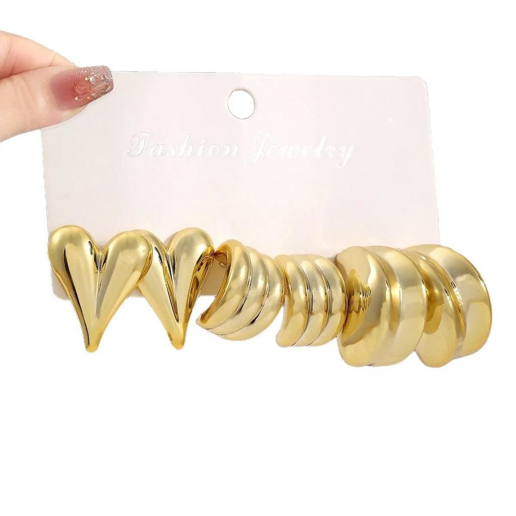 Vintage Big Gold Color Set Earrings for Women Imitation Metal Earing Jewelry Metal C-Shape Earrings Elegant Jewelry Gifts