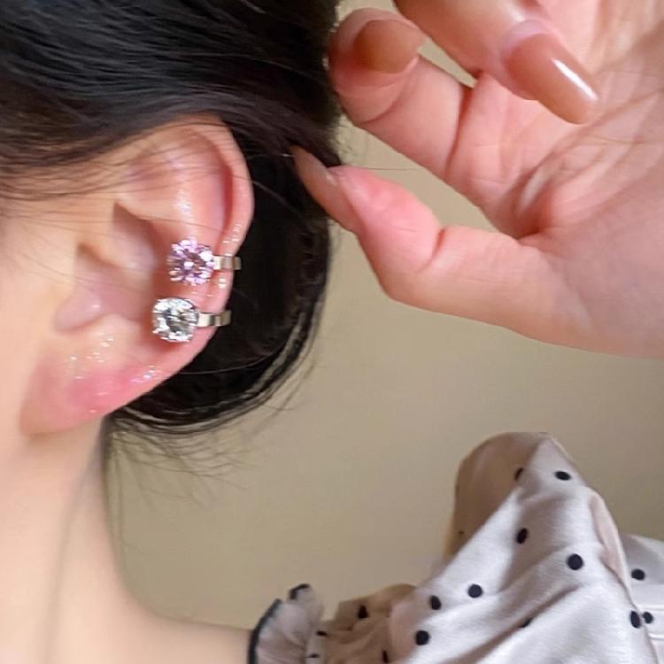 Fashionable Clip On Ear Cuff With Cubic Zirconia Stones Versatile Alloy Jewelry For Women No Piercing