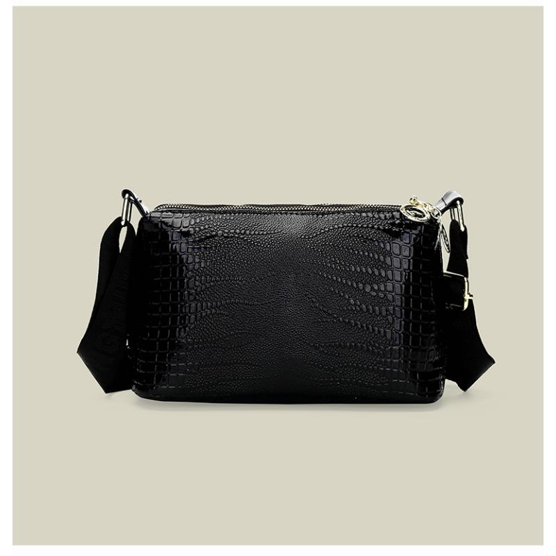 Large Capacity Commuting Minimalist Crossbody Bag