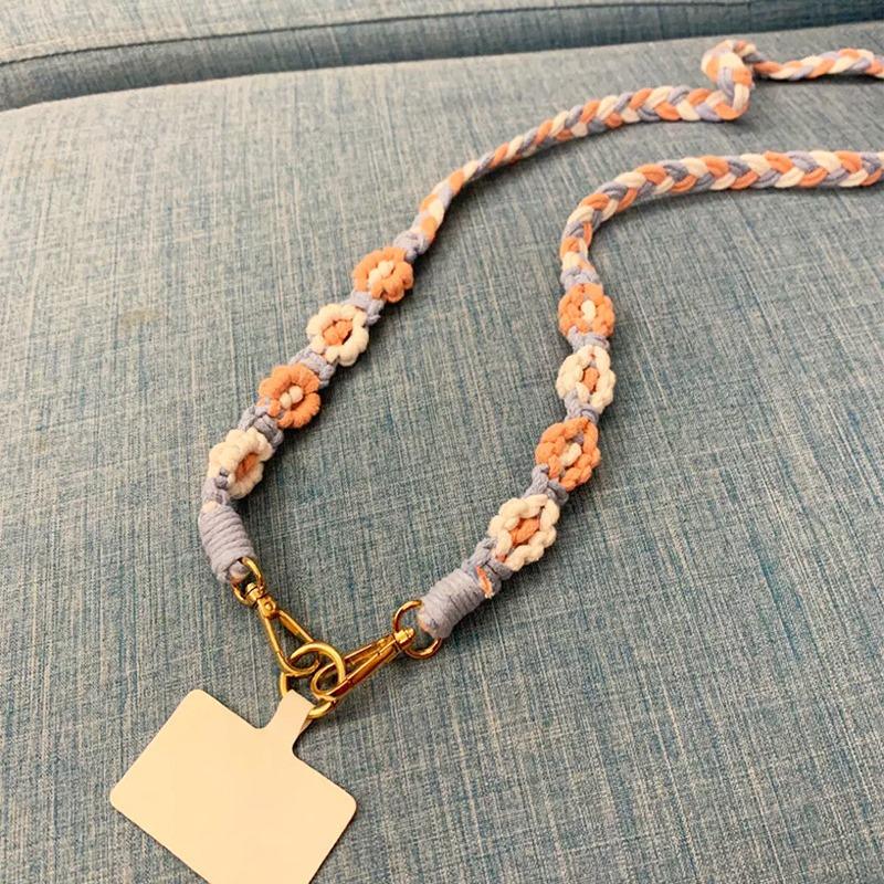 Japanese Daisy Handmade Mobile Phone Lanyard, Off-road Can Be Woven To the Phone Hook To the Back of the Mobile Phone Lanyard