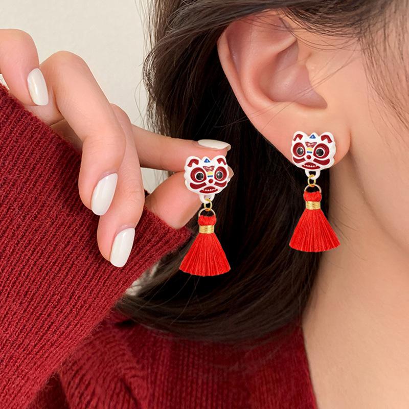 Red Lion Dancing Earrings Suitable for Chinese New Year New Chinese Style Earrings New Year Happy Suizi Long Earrings Women