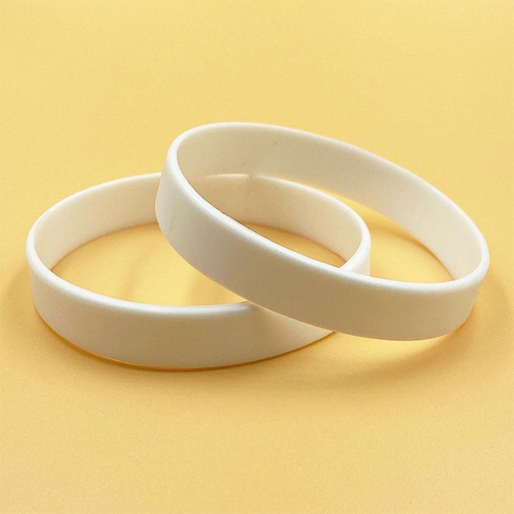 SW 2 PZ Braccialetto in Silicone Personalizzato Cinturino da Polso Colore Solido Cinturino da Mano Casual Anello di Gomma Braccialetto Sportivo in Gel di Silice Cinturino da Polso