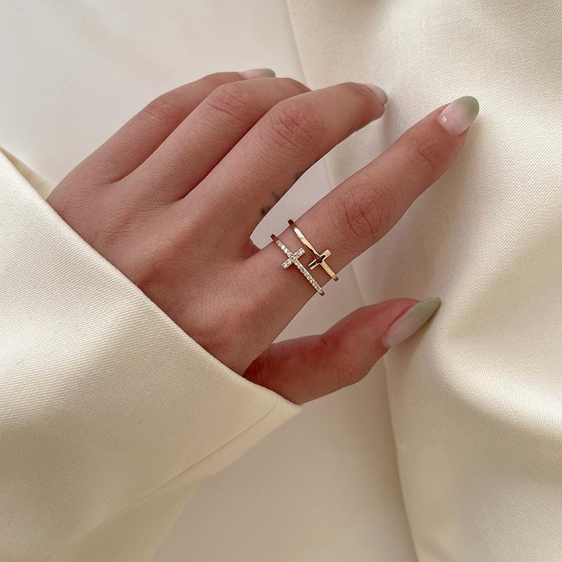 Vintage Punk Snake Shape Ring for Men Women Korean Elegant Opening Adjustable Crystal Rings Weddings Party Zircon