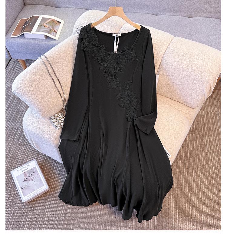 Plus Size Elegant Knit Dress for Women (130-300 Jin) - Embroidered Inlay with Large Hem, Perfect for Spring and Autumn