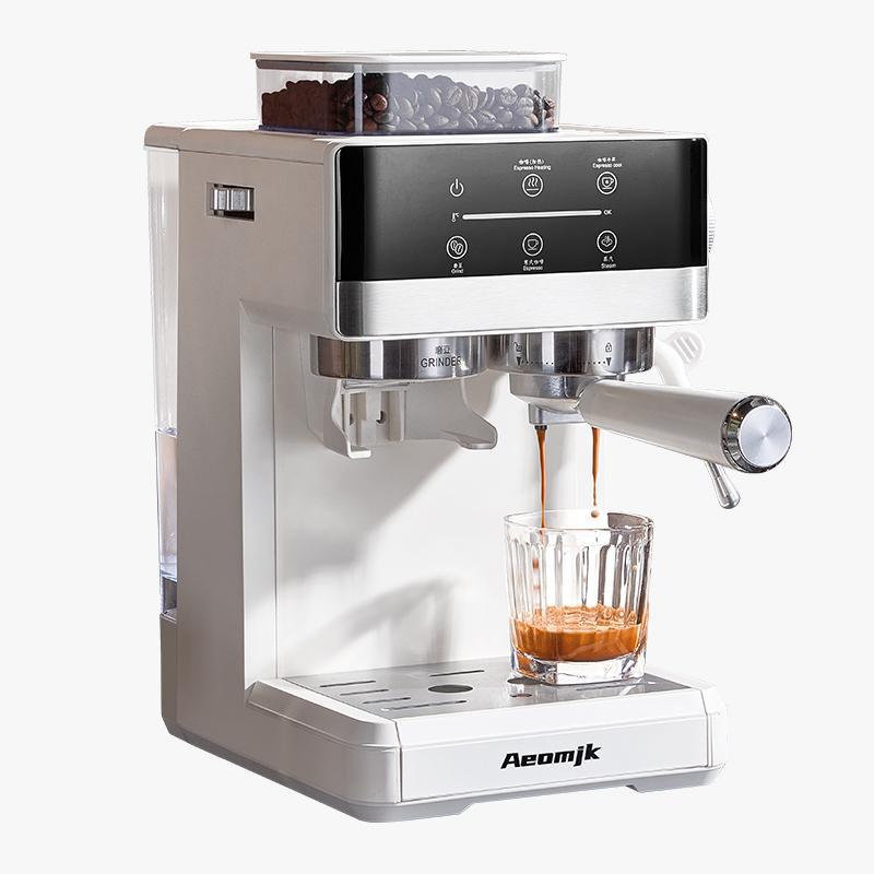 American UDI Semi-Automatic Espresso Machine with High-Pressure Extraction & Milk Frother.