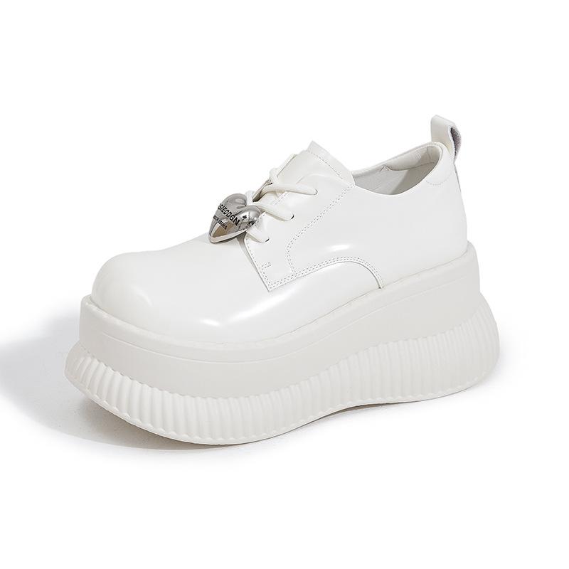 

Британские лоферы женские 2025 весна новые модные универсальные туфли на платформе маффин с большой головой маленькие кожаные туфли увеличивающие рост женские туфли 39 бежевый