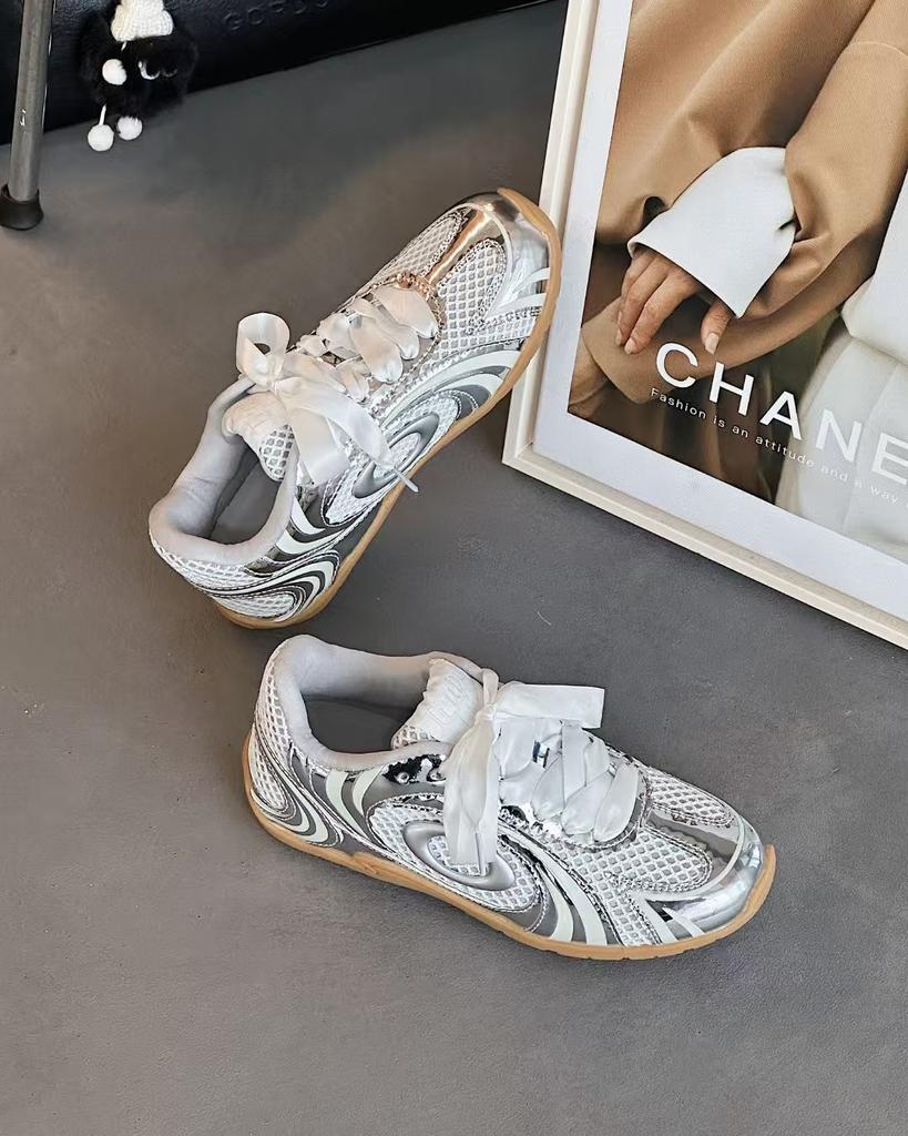 Splicing Retro Style Women's Four-season Versatile Casual Shoes Spring New Models