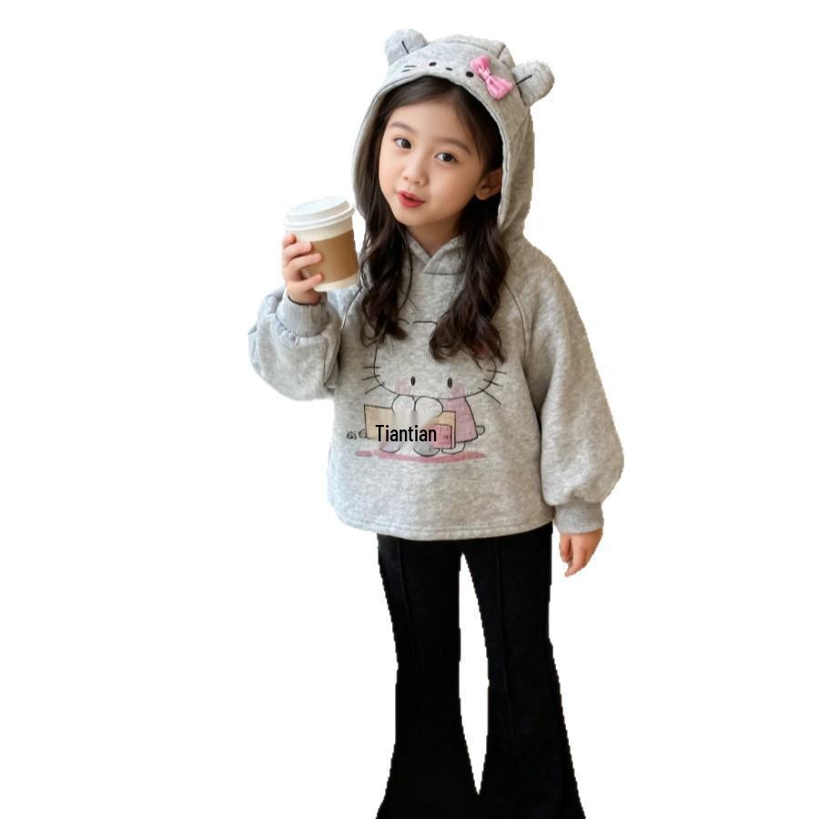 Çocuk Sonbahar/Kış 2025 Karikatür Fiyonklu Kapüşonlu Sweatshirt ve İspanyol Paça Pantolon Takımı