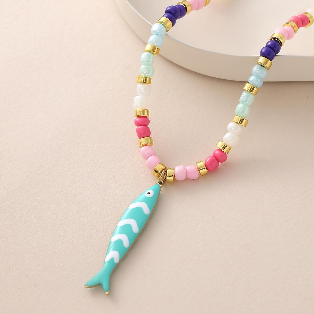 Collana con Ciondolo Pesce Bohemien con Perline Colorate e Catena in Acciaio Inossidabile per Donne e Uomini