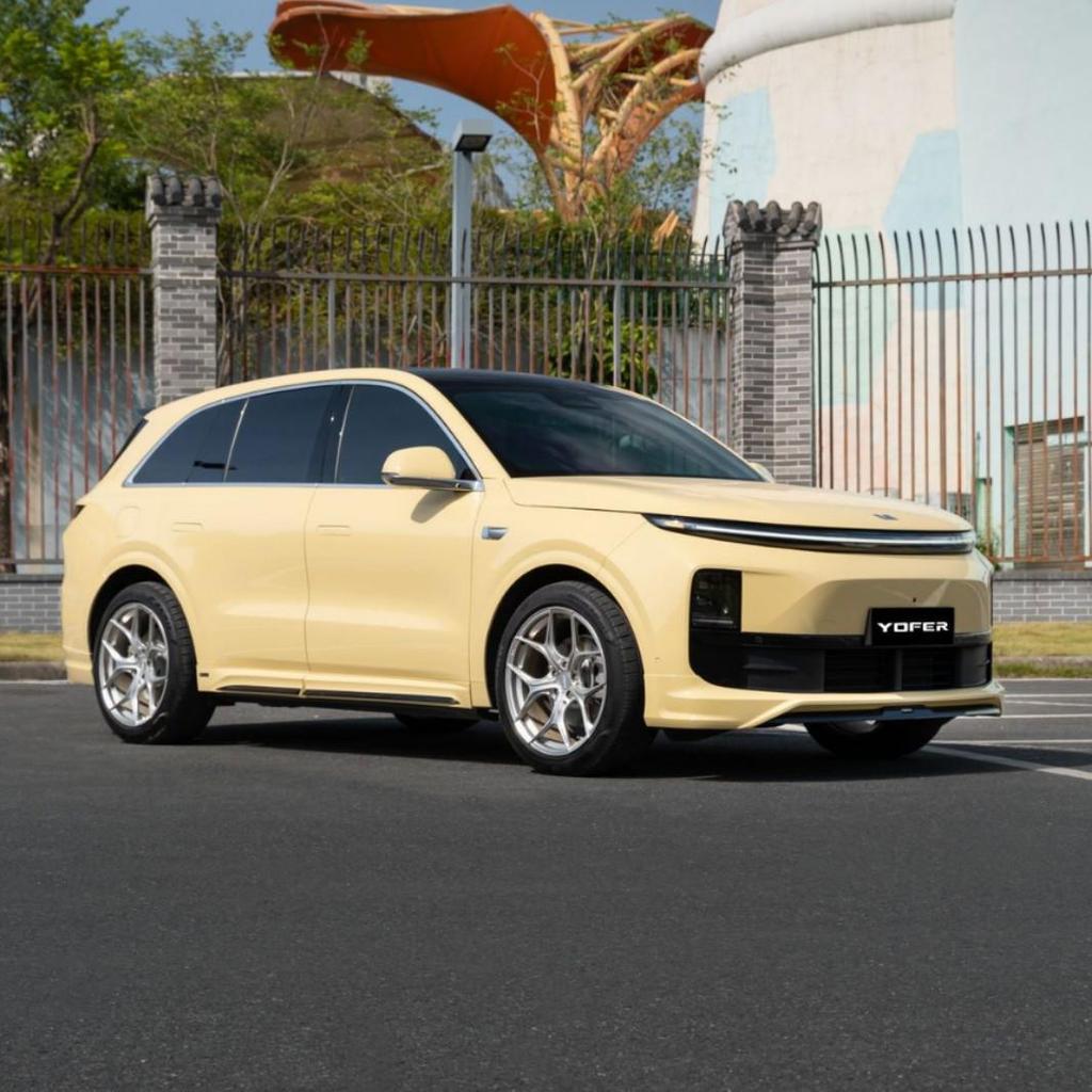 Compatible with Li Auto L9: YOFER body kit including front bumper, side skirts, rear wing, rear lip, rear bumper, corner protectors, front splitter.