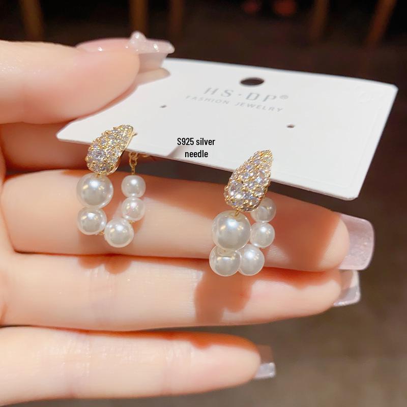 Elegant French Retro Zirconia Pearl Hoop Earrings for Women, Gold-Plated Drops