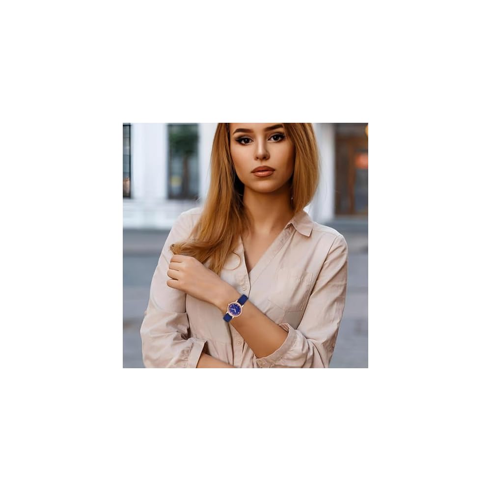 Women's Leather Watch Gold Round Dial Rhinestone Decoration Easy-to-Read Face Leather Strap