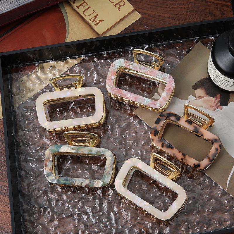 

Medium Square Hair Claw Clip: High-Grade Acetate & Alloy for Easy Updos