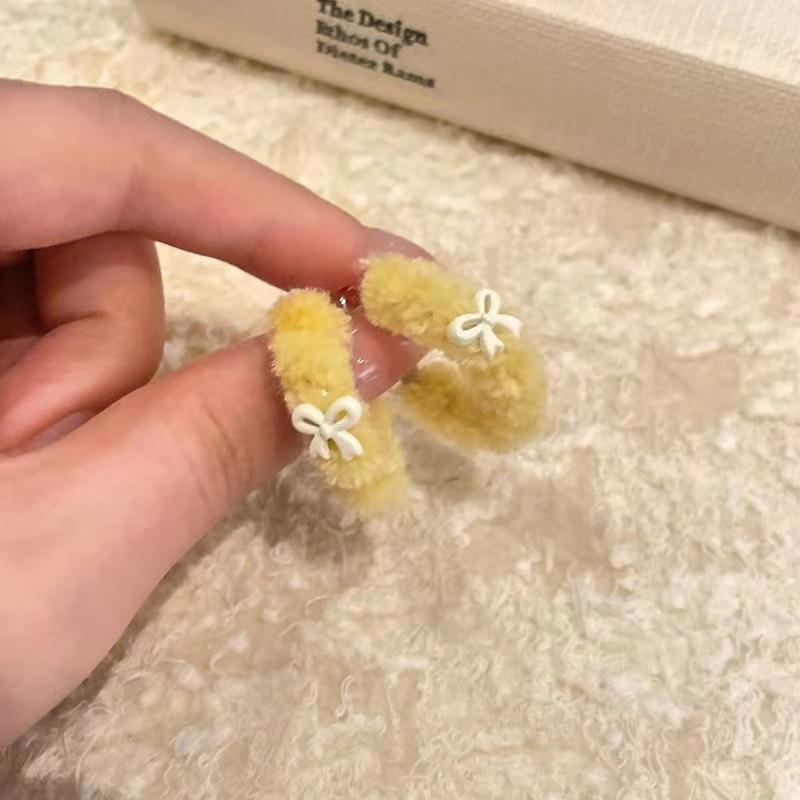 Plush Bow Earrings For Women'S Unique Square And Round Face, Small Earrings, Ear Buckles, Fashionable And Sweet Personalized Earrings.