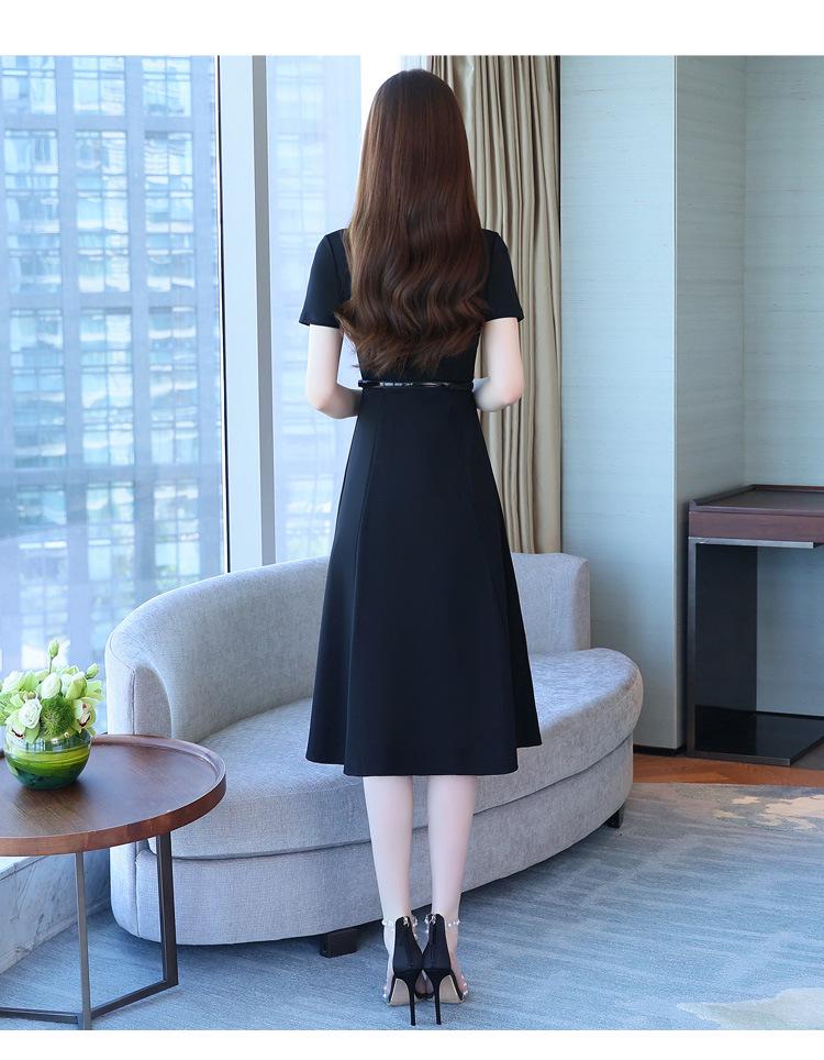 Hepburn-Inspired Slim-Fit Black Knee-Length Dress for Spring/Summer