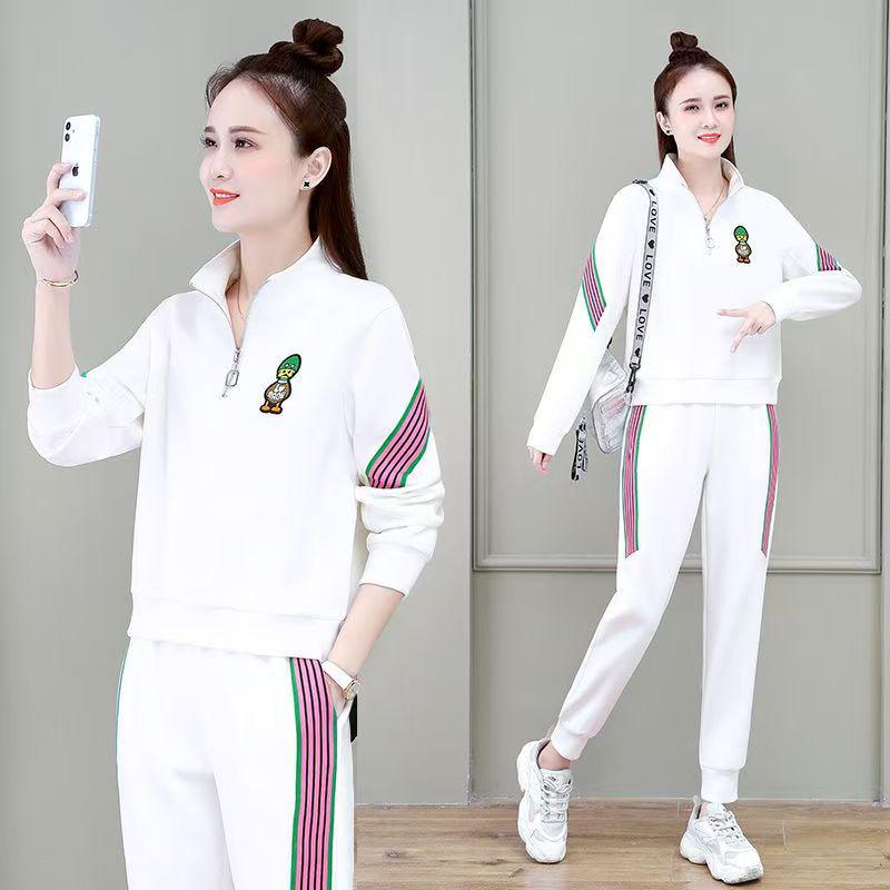 

Women s Spring & Autumn Casual Korean-Style Hoodie and Sweatpants Two-Piece Set: Trendy, Loose, and Fashionable. M