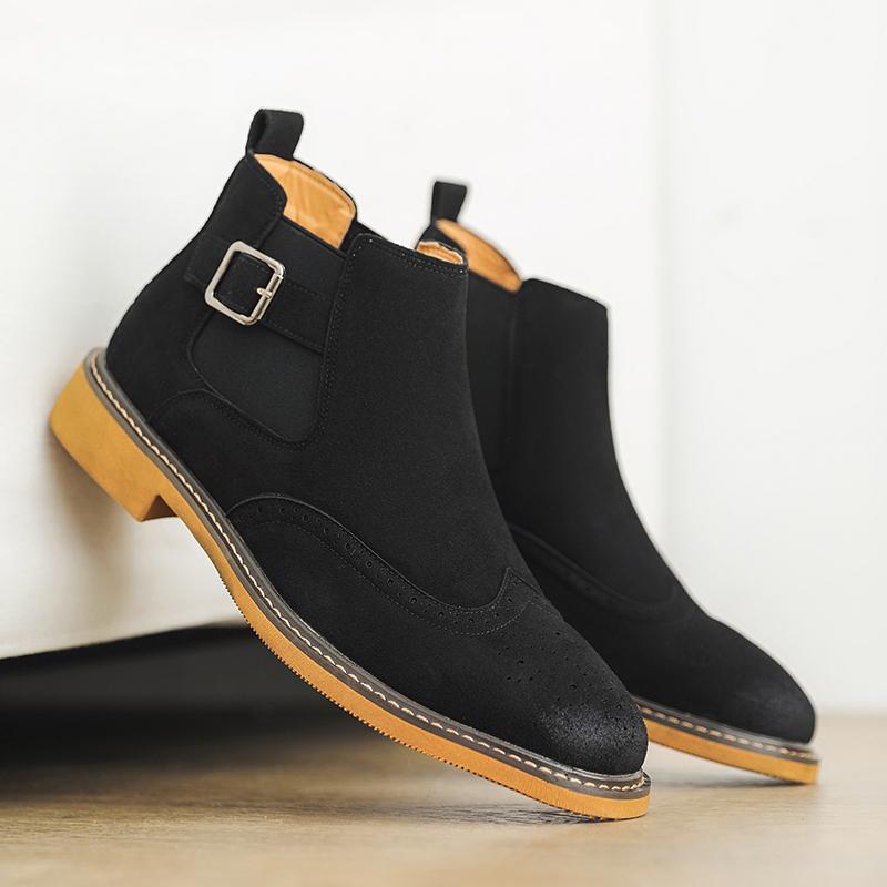 New Retro Style Chelsea Men Boots Carved Frosted Polished Colors Business Casual Belt Buckle Decorati Short Boots