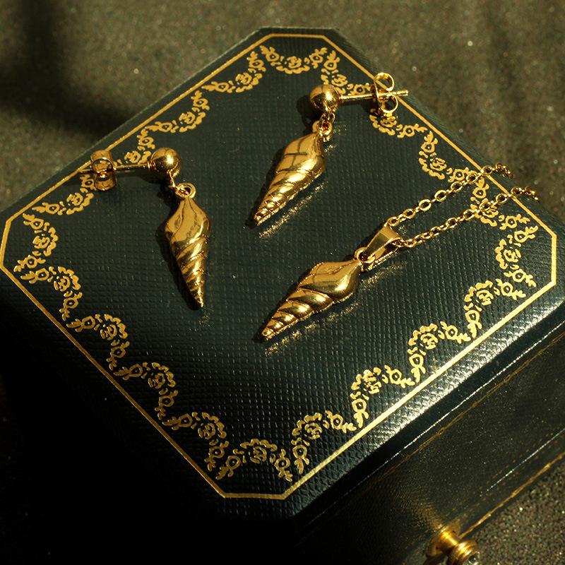Luxury 14k Gold Jewelry Set: Necklace, Earrings, Non-Fading Clavicle Chain