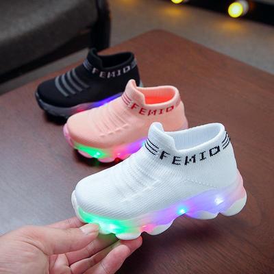 Letní novinka Móda Dětské Boty LED Light Boty Létající Tkané Tenisky Dětské Svítící ponožky Boty