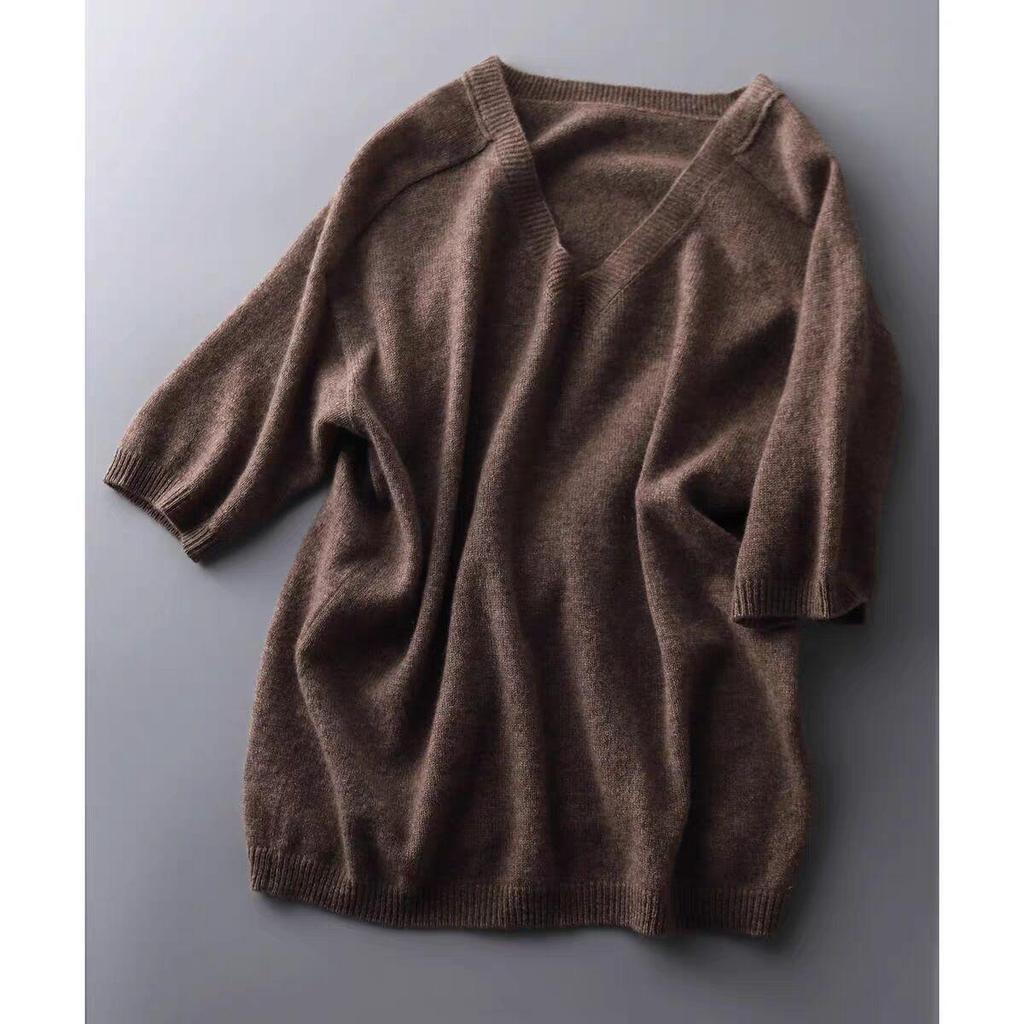 Übergröße Weiches Temperament Modisch und Elegant V-Ausschnitt Einfarbig Strickware Locker Oberbekleidung T-Shirt Tops