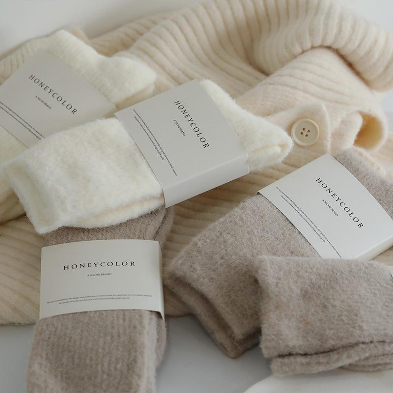Luxury Cashmere Wool Socks for Women, Soft Color, Smooth Solid Color Matching All Seasons Warm and Sweat-Absorbing Sleeping Outdoor Sports Socks