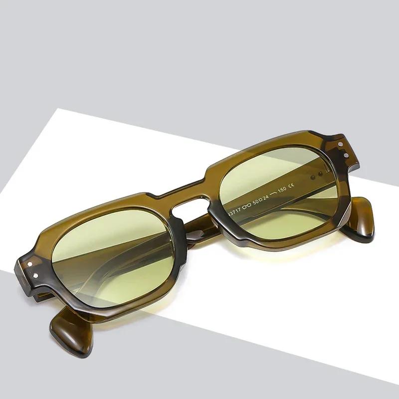 Female Outdoor Plastic Frame Square Sunglasses Women Men Cool Colorful Sun Glasses Mirror Lens Designer Fashion