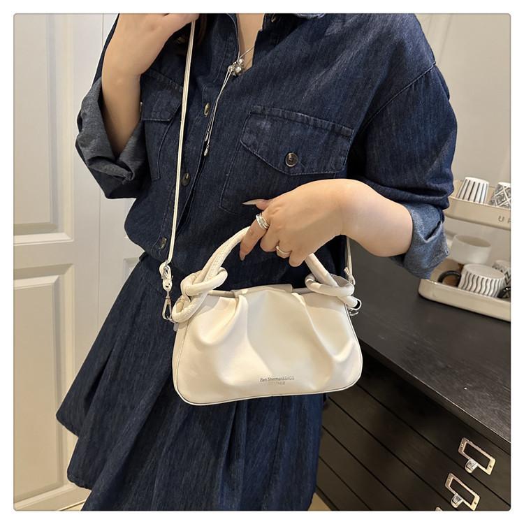 Chic Minimalist Pleated Faux Leather Shoulder Bag, Women's Small Crossbody Handbag with Magnetic Snap Closure, Trendy Daily Commute Tote