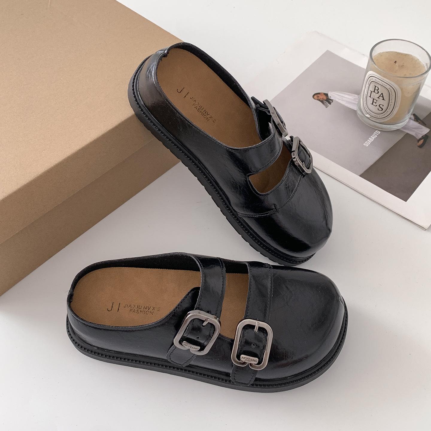 

Internet celebrities popular black thick-bottomed bag head slippers women s summer wear 2025 new inner height increase versatile Birkenstock half slip 35