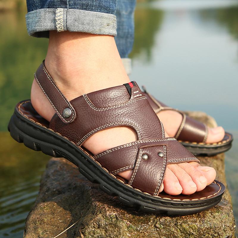 Summer Soft Leather Men Sandals Comfortable Male Beach Shoes Anti-Slip Mens Slippers Outdoor Breathable Lightweight Casual Shoes
