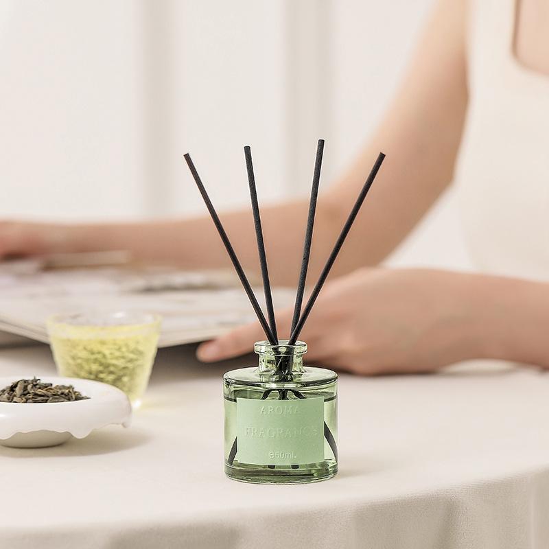 Summer Tea Aroma Essential Oil: Long-lasting Indoor Fragrance for a Fresh Bedroom