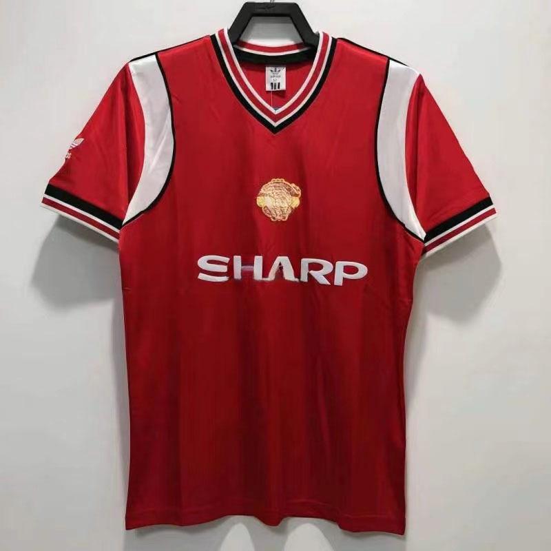 Classic Red Devils Jersey, Host and Guest No. 7 Ronaldo No. 10, Rooney Single Top, Retro Football Jersey, One Piece Will Be Sent On Behalf of You.