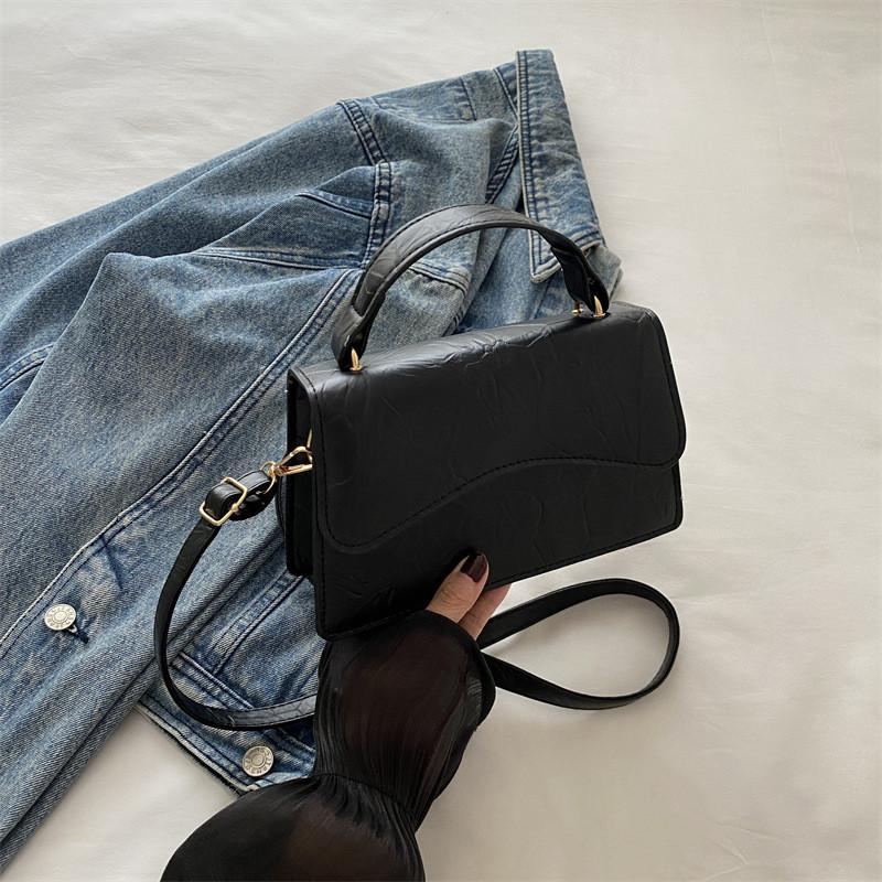 Chic Women's Fashionable Mini Handbag Versatile Pu Square Crossbody Bag Available In Multiple Colors
