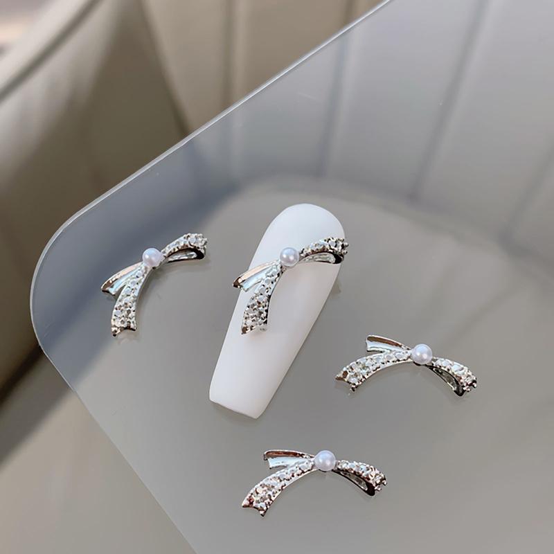 5Pcs Vintage Simple Mini Gold And Silver Bow Pearl Inlaid Bowknot Alloy Nail Art Design  Decorations Manicure Charms