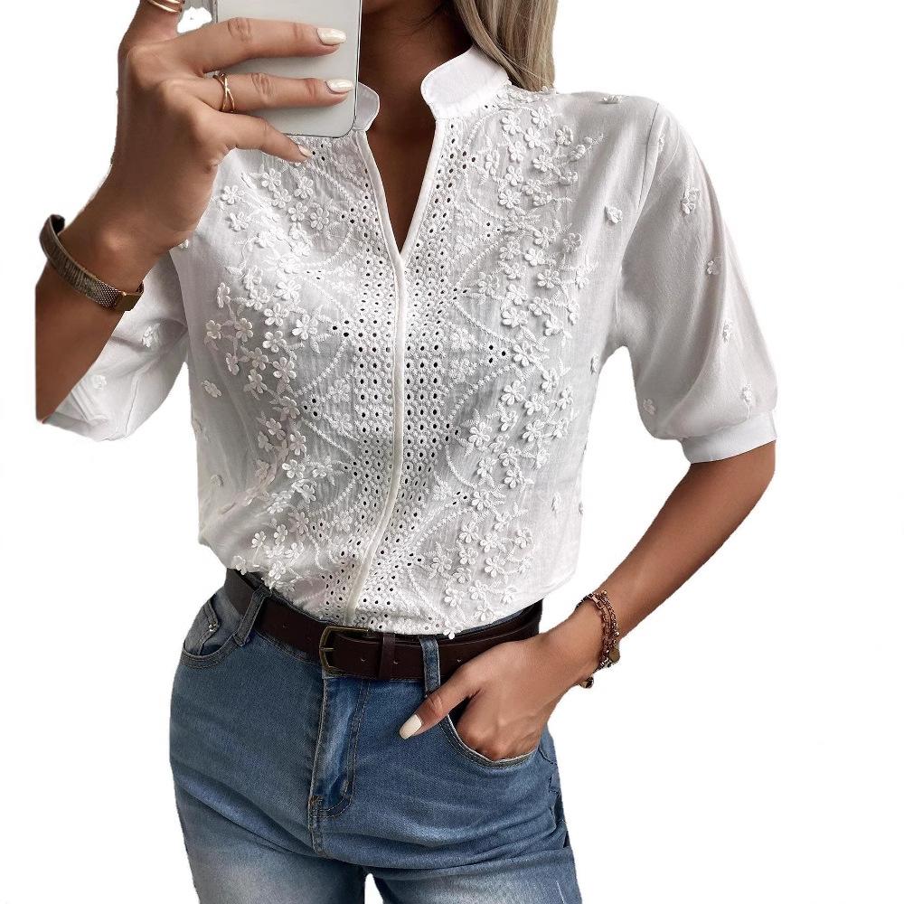 Jarní výšivka Dámská halenka Módní Letní Výstřih do V Lucernový rukáv Bílá košile Žena Vintage Bavlna Prolamované topy