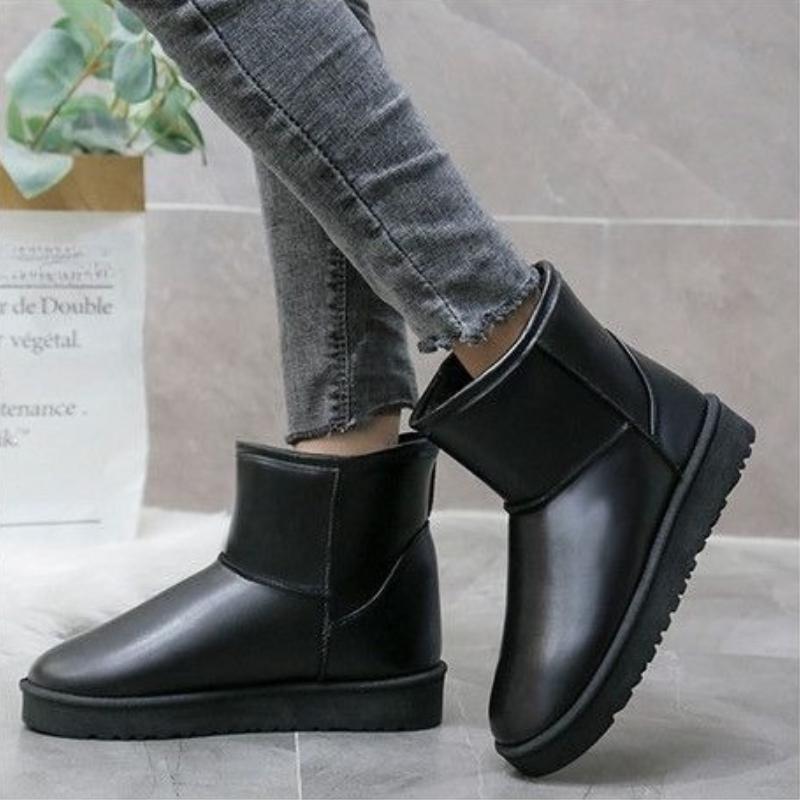 Waterproof Leather Flat Round Toe Snow Boots for Women Winter 2025 Novelty Ankle High Quality Padded Fashion Goth Woman Shoes