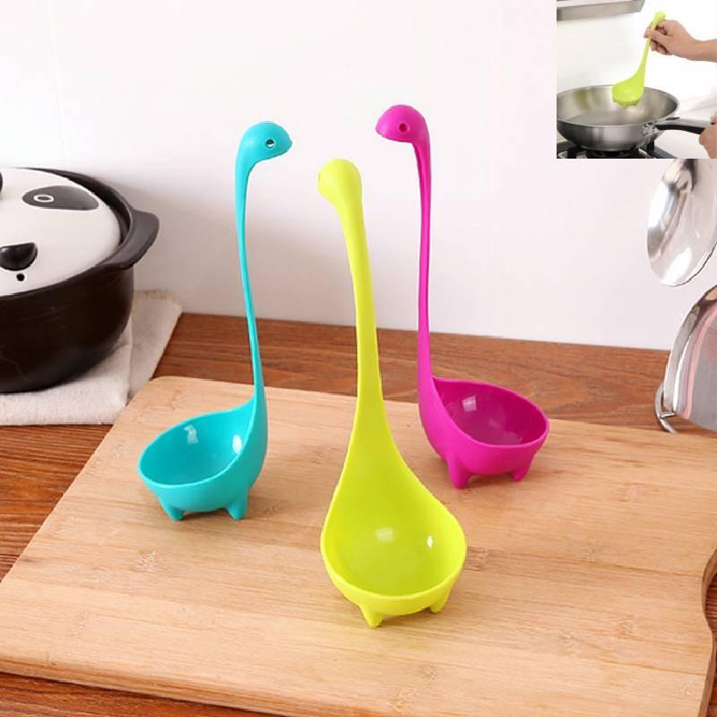 Versatile Plastic Long Handle Soup Spoon Set Ideal For Kitchen And Dining Use