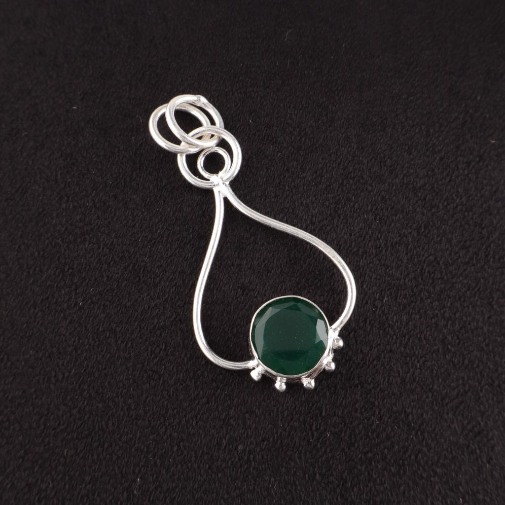 Green Onyx Gemstone 925 Sterling Silver Ethnic Sisters Gift Engagement Pendant PP-40-11