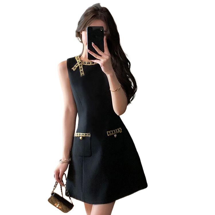 Miu-Style Sleek Socialite Design: Bright Silk Sleeveless A-Line Little Black Dress, Summer Edition