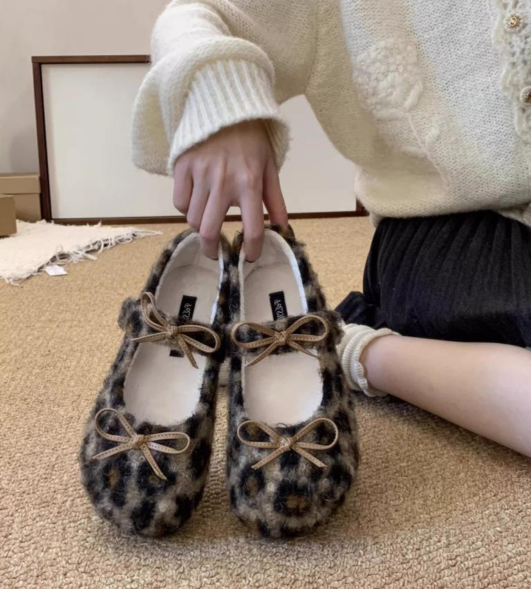 Gentle Wind White Bow Fluffy Shoes Winter Wear Mary Jane One Pedal Lazy Velvet Warm Soft-soled Cotton Shoes