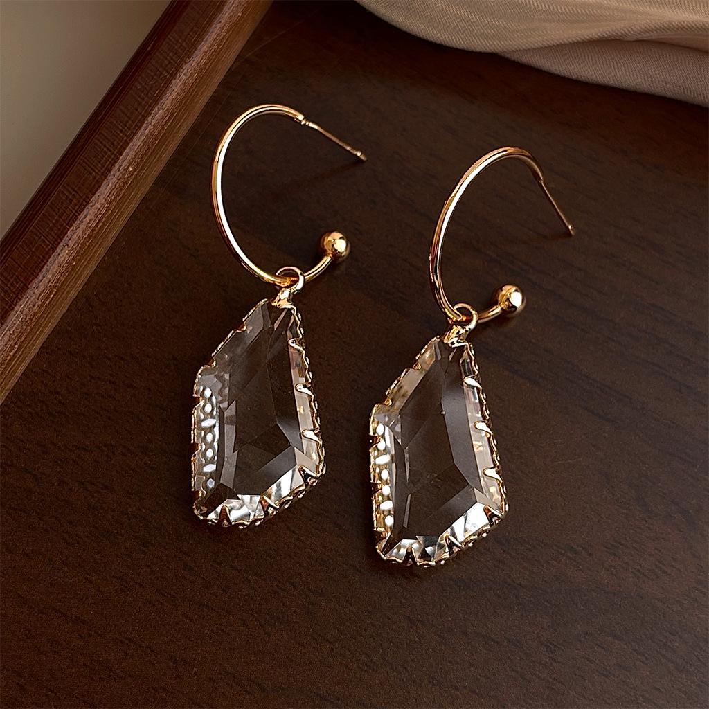

925 Silver Irregular Crystal Glass Earrings: Simple, Versatile, High-End Niche Design.