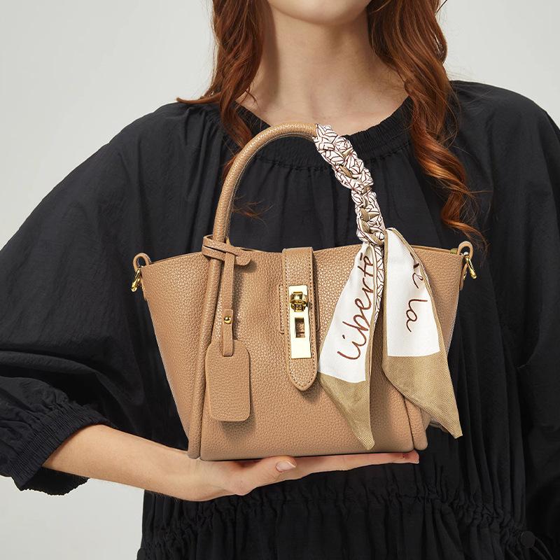 Vegetable Basket Bag, Cowhide Commuting Shoulder Crossbody Bag, Versatile, Large Capacity, Niche, High-end, Female Office Worker Handbag