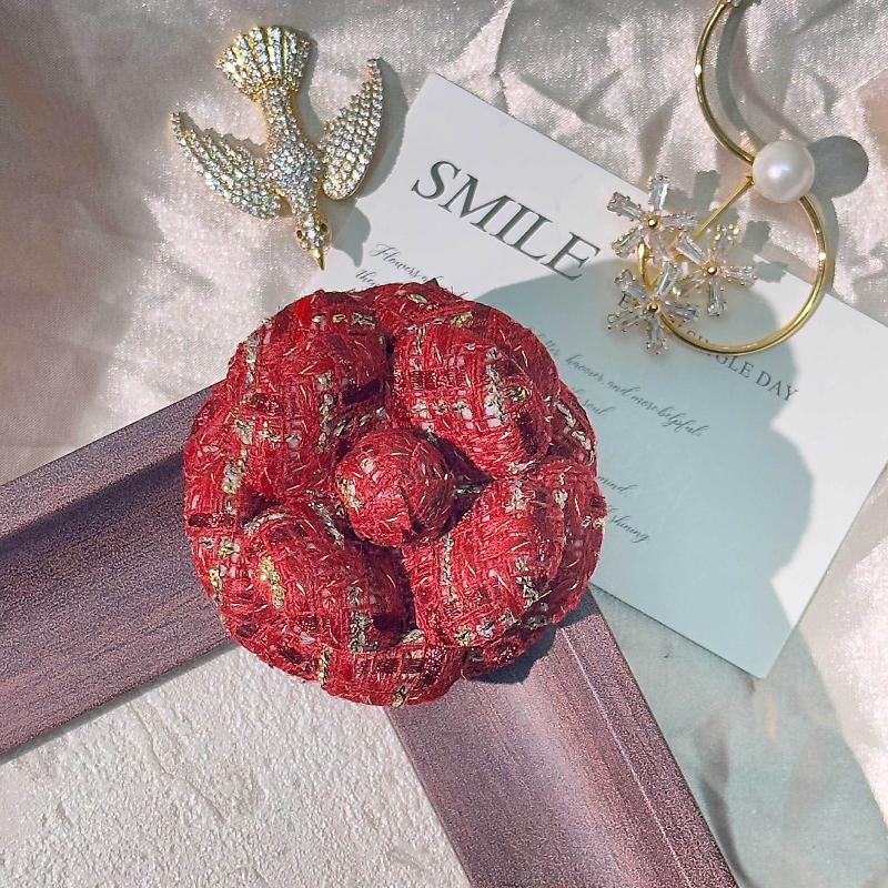 French Style Fabric Camellia Brooches Vintage Elegant Flower Lapel Pins For Women Fashion Wedding Party Badge Accessories Gifts